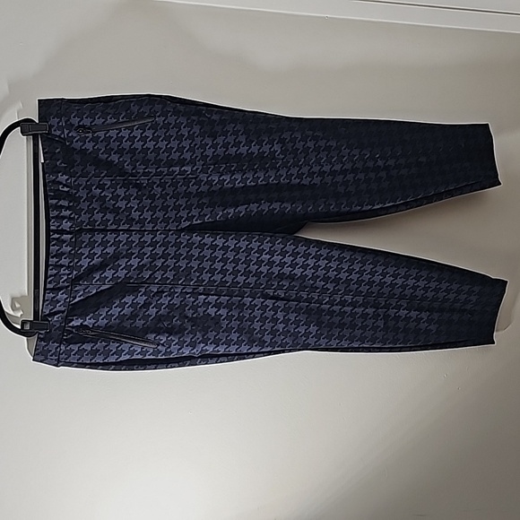 Lane Bryant women's size  22 stretch ankle pants. Black/blue houndstooth NWT. - Picture 1 of 9